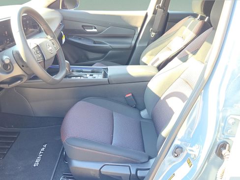 New 2026 Nissan Sentra SR w/ Floor Mat Package image 10