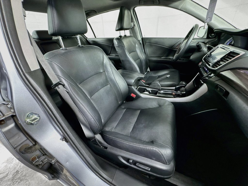 Used 2016 Honda Accord EX-L image 35