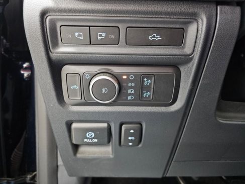 Used 2022 Ford F150 Lariat image 29