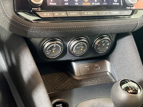 Used 2024 Nissan Z Sport w/ Floor Mat Package image 15