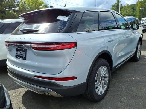 New 2025 Lincoln Corsair AWD image 4