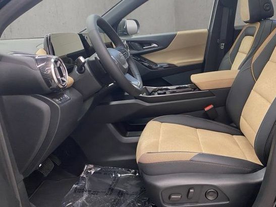 New 2027 Chevrolet Equinox ACTIV w/ Safety and Technology Package AWD/4WD image 22
