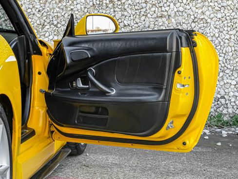 Used 2008 Honda S2000 image 38