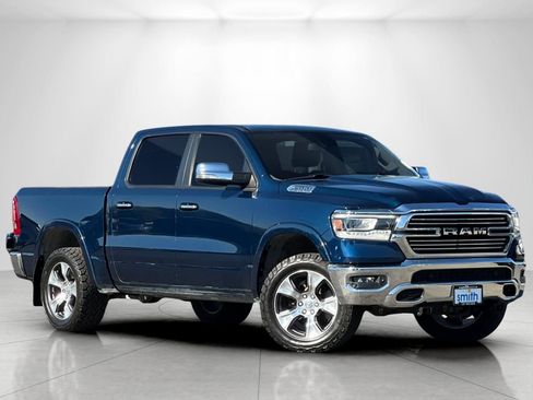 Used 2019 RAM 1500 Laramie AWD/4WD image 2