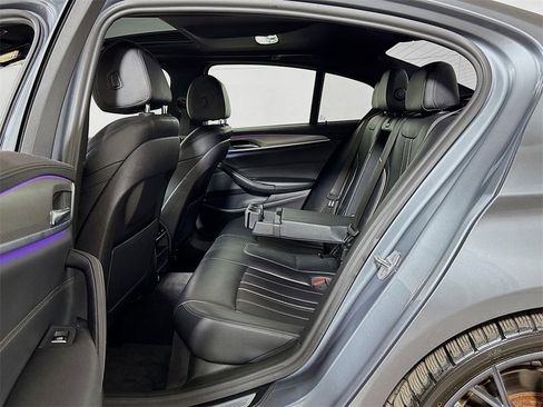 Used 2018 BMW 530i image 24