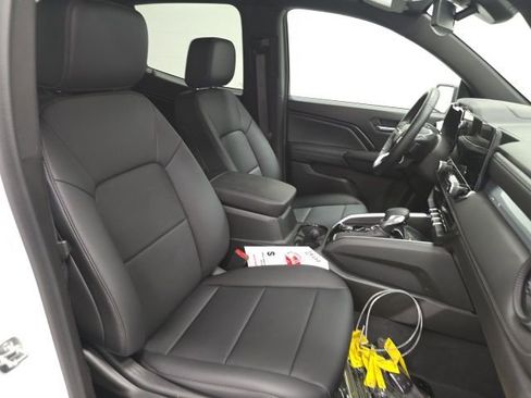 New 2025 Chevrolet Colorado LT w/ LT Convenience Package image 26