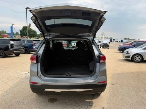 Used 2024 Chevrolet Equinox LT FWD image 36