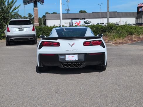 Used 2019 Chevrolet Corvette Stingray Coupe w/ 3LT Preferred Equipment Group RWD image 4