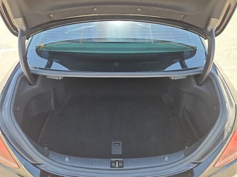 Used 2019 Mercedes-Benz C 300 Sedan image 6