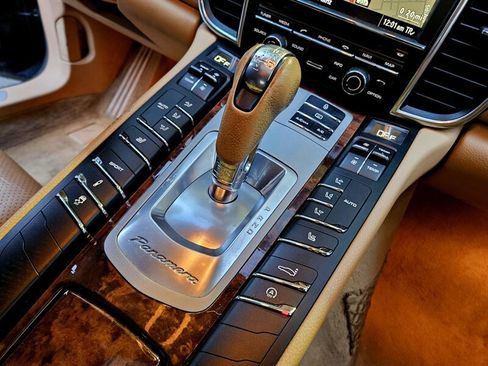 Used 2012 Porsche Panamera w/ Premium Pkg RWD image 26
