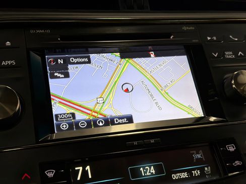 Used 2018 Toyota Avalon Limited w/ All Weather Liner Package image 23