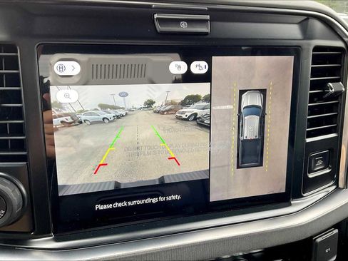 Used 2026 Ford F250 Platinum image 18