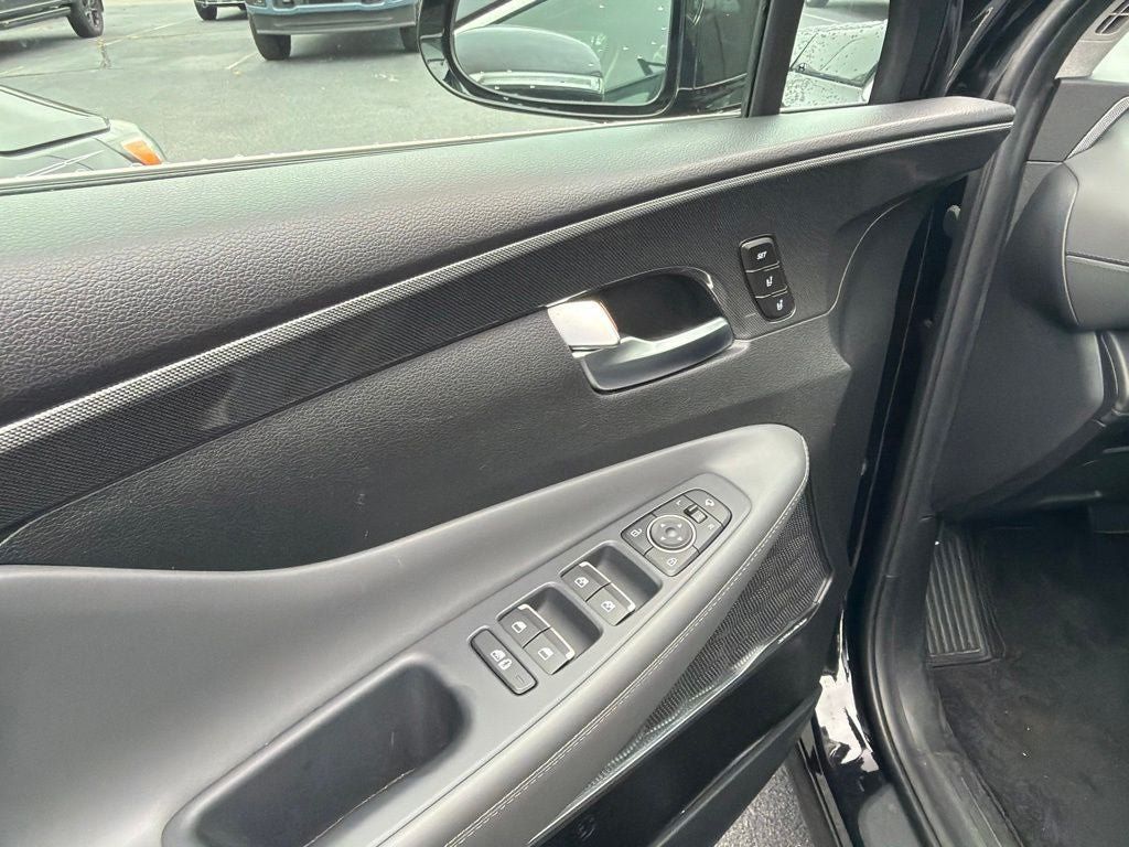 Used 2023 Hyundai Santa Fe Limited AWD/4WD image 9