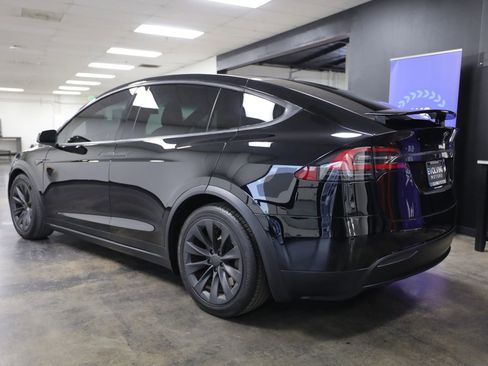 Used 2016 Tesla Model X 75D image 8