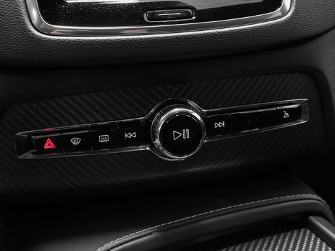 Used 2019 Volvo XC90 T6 R-Design w/ Advanced Package image 47