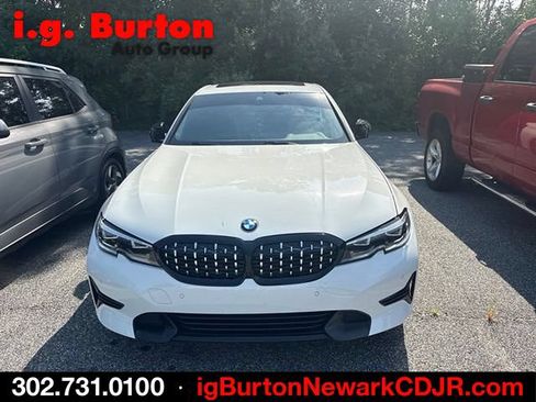 Used 2020 BMW 330i Sedan w/ Convenience Package RWD image 3