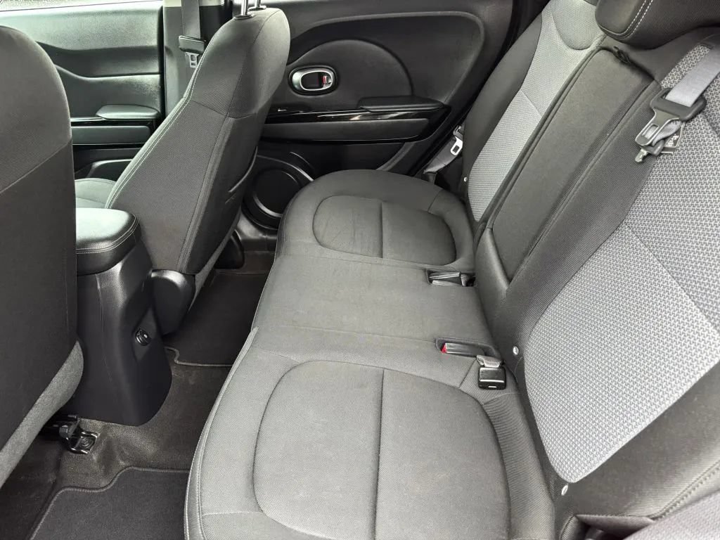 Used 2017 Kia Soul + w/ Audio Package FWD image 12