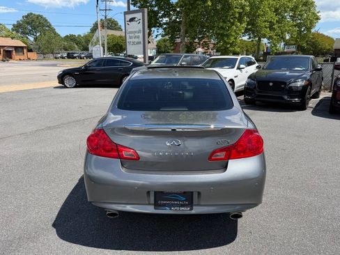 Used 2013 INFINITI G37 x Sedan w/ Premium Pkg AWD/4WD image 9