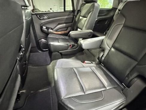 Used 2019 Chevrolet Tahoe Premier AWD/4WD image 9