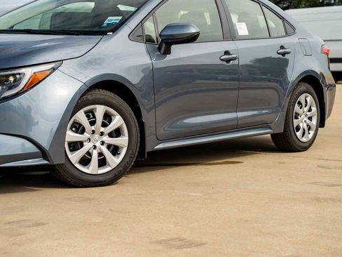 New 2026 Toyota Corolla LE FWD image 5
