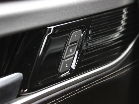 New 2026 Jeep Grand Wagoneer Limited image 19