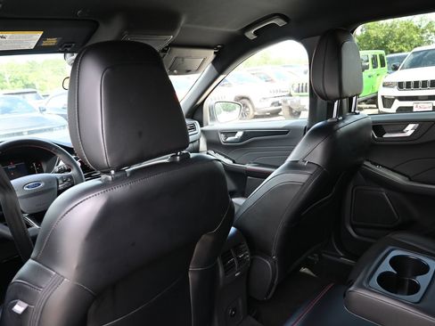 Used 2025 Ford Escape ST-Line FWD image 23