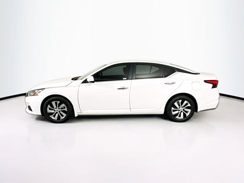Used 2022 Nissan Altima 2.5 S image 4