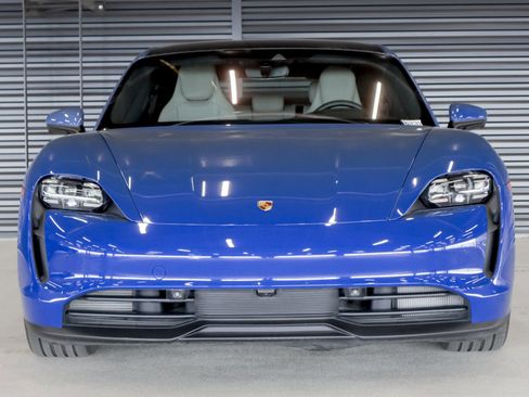 Used 2023 Porsche Taycan RWD image 8