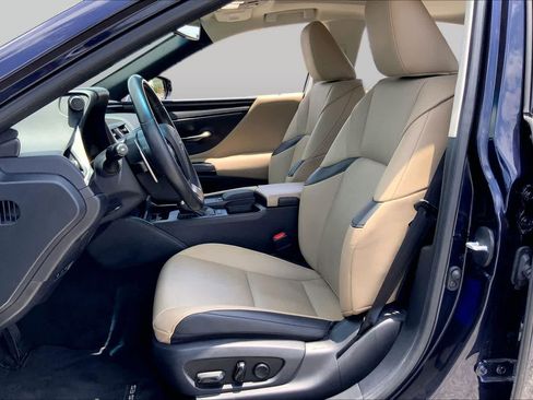 Used 2019 Lexus ES 350 w/ Accessory Package 2 FWD image 8