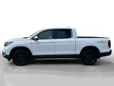Used 2025 Honda Ridgeline RTL+ image 2