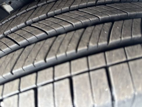 Certified 2024 Chevrolet Equinox LT w/ LPO, Floor Liner Package image 12