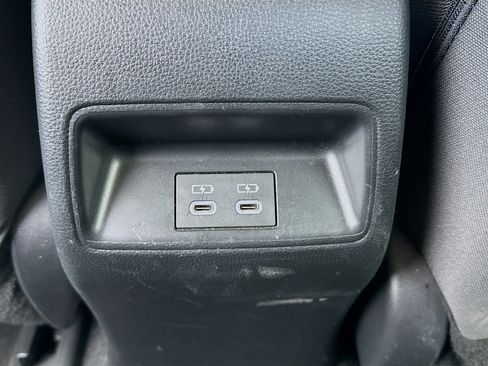 Used 2023 Toyota Corolla LE image 16