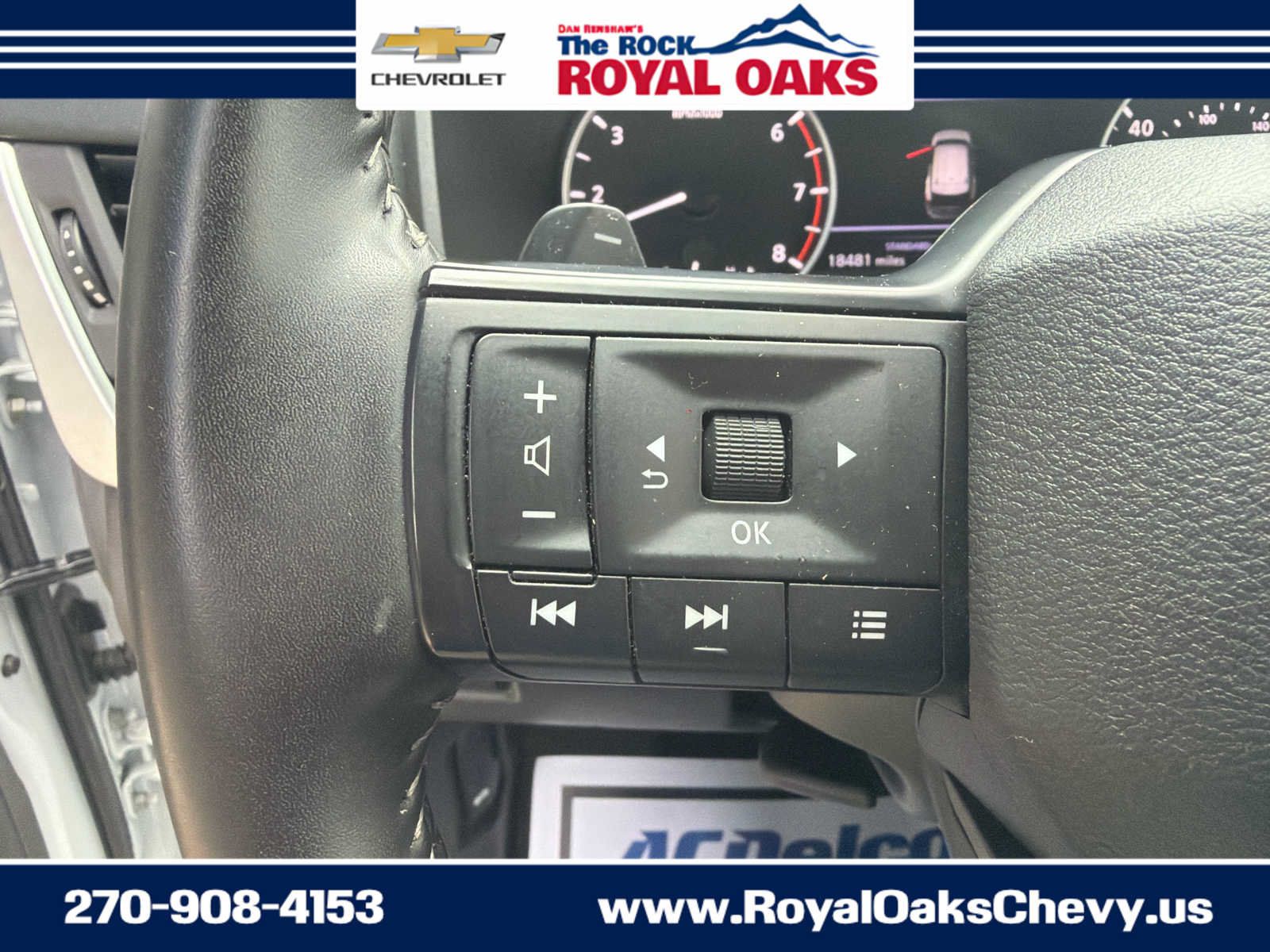 Used 2025 Nissan Rogue SV FWD image 15