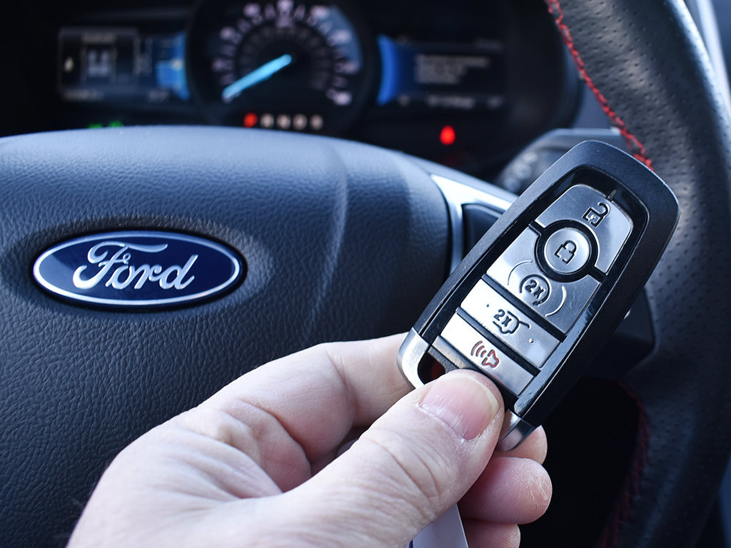 Used 2023 Ford Edge ST-Line AWD/4WD image 11