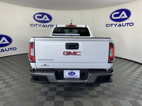 Used 2016 GMC Canyon W/T w/ Convenience Package RWD image 4