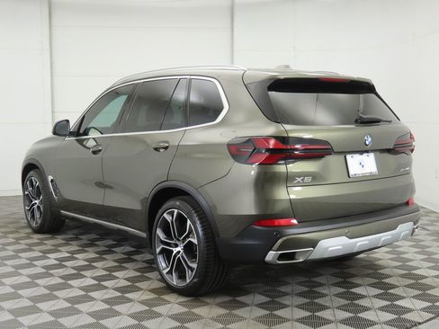 Certified 2024 BMW X5 xDrive40i w/ Premium Package image 7