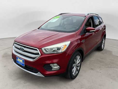 Used 2017 Ford Escape Titanium FWD image 3