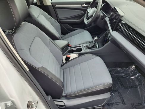 New 2026 Volkswagen Jetta SE image 13