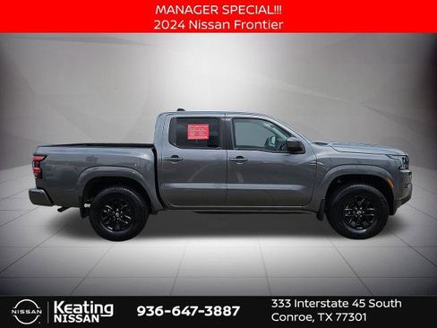 Certified 2024 Nissan Frontier SV w/ Technology Package AWD/4WD image 2