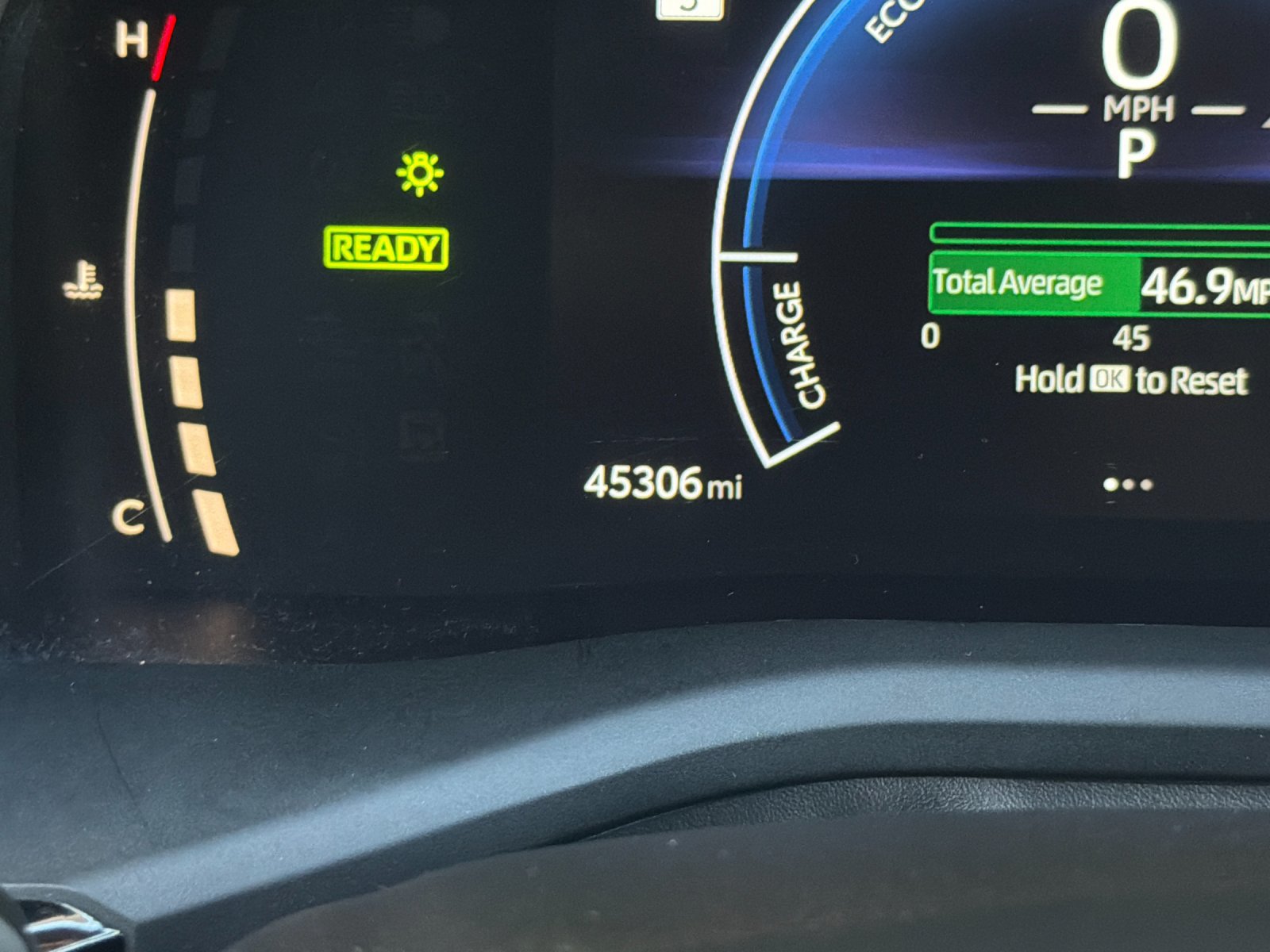 Used 2025 Toyota Camry LE FWD image 24