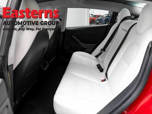 Used 2021 Tesla Model 3 Standard Range Plus RWD image 16