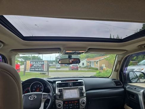 Used 2011 Toyota 4Runner Limited image 10