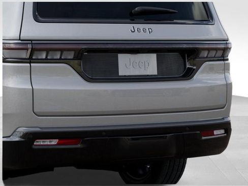 New 2026 Jeep Grand Wagoneer 4WD image 13