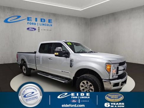 Used 2017 Ford F350 XLT w/ XLT Premium Package AWD/4WD image 1