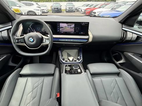 Used 2025 BMW X3 xDrive30i w/ Convenience Package AWD/4WD image 12