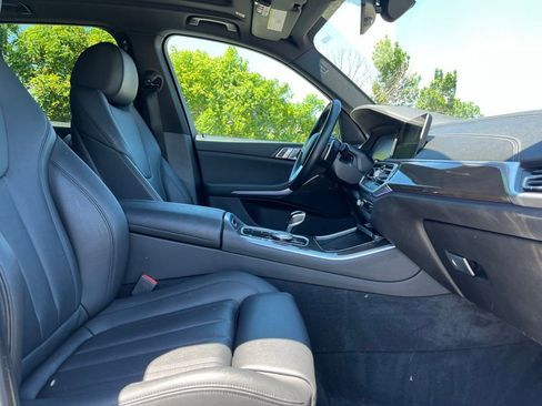 Used 2022 BMW X5 xDrive40i w/ Premium Package AWD/4WD image 24
