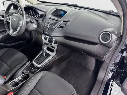 Used 2016 Ford Fiesta SE FWD image 25