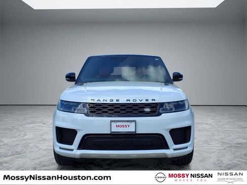 Used 2022 Land Rover Range Rover Sport HST image 3