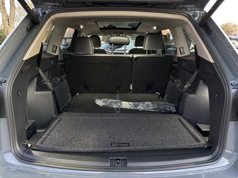 New 2025 Volkswagen Atlas SEL Premium R-Line image 24