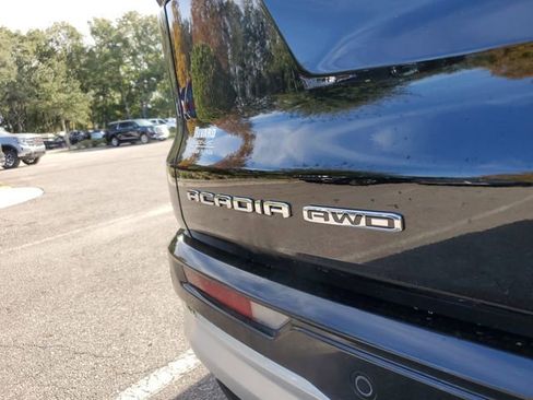 Used 2024 GMC Acadia Denali w/ Super Cruise Package image 7